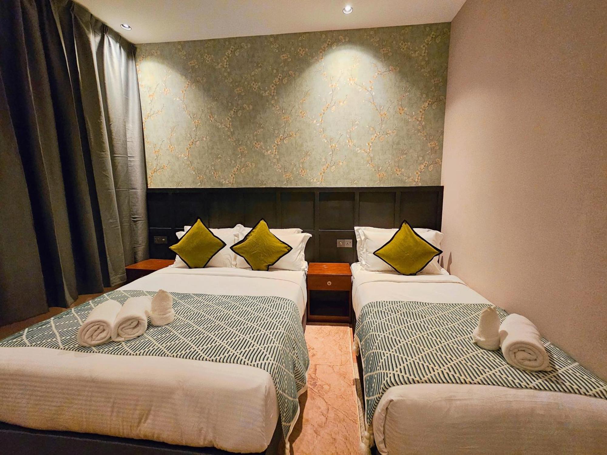 Reunion Carnarvon Hotel George Town Buitenkant foto